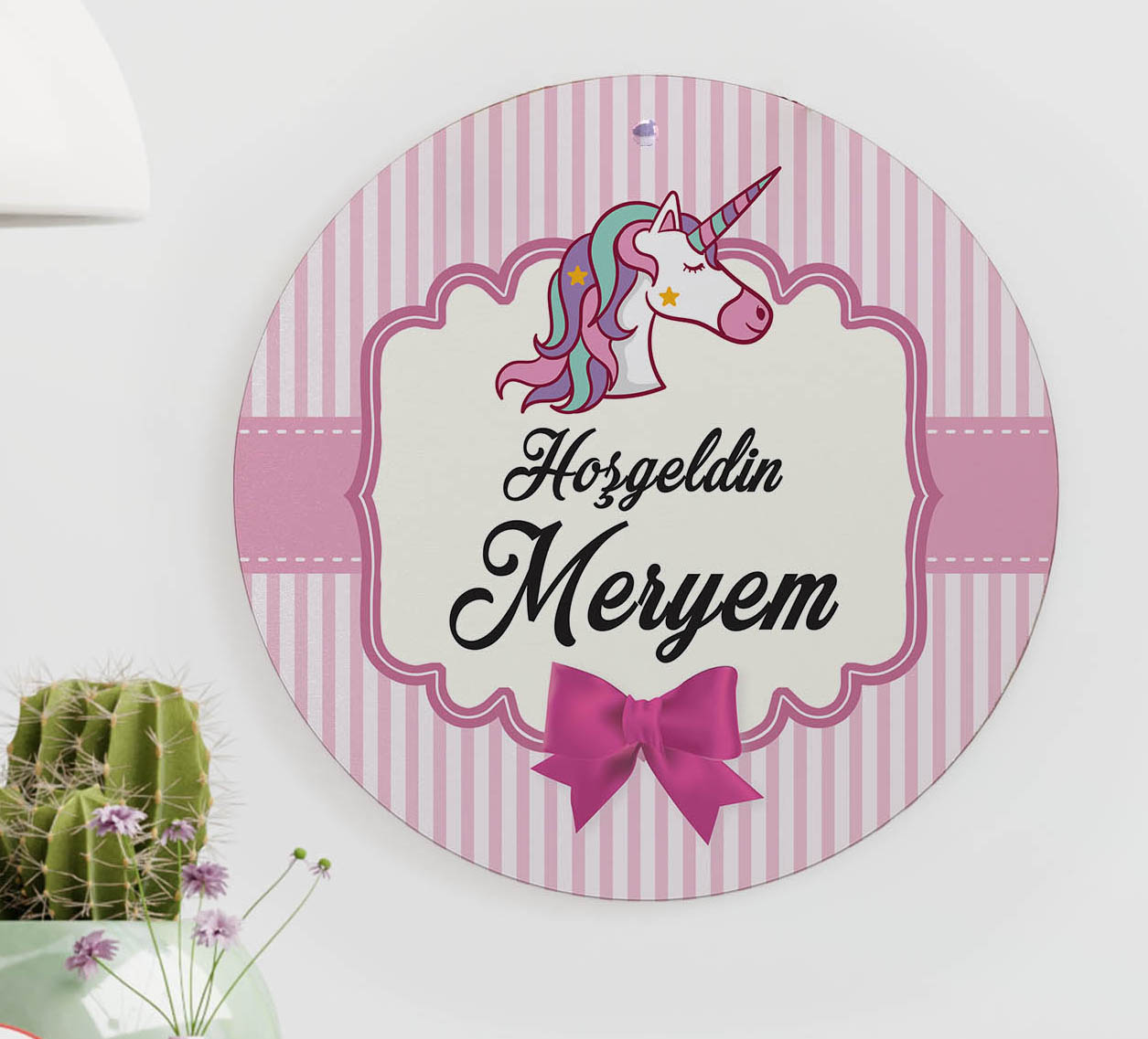 Kız%20Bebek%20Hediye%20Seti%20-%20Çikolata,%20Magnet,%20Kapı%20Süsü%20-%20Unicorn