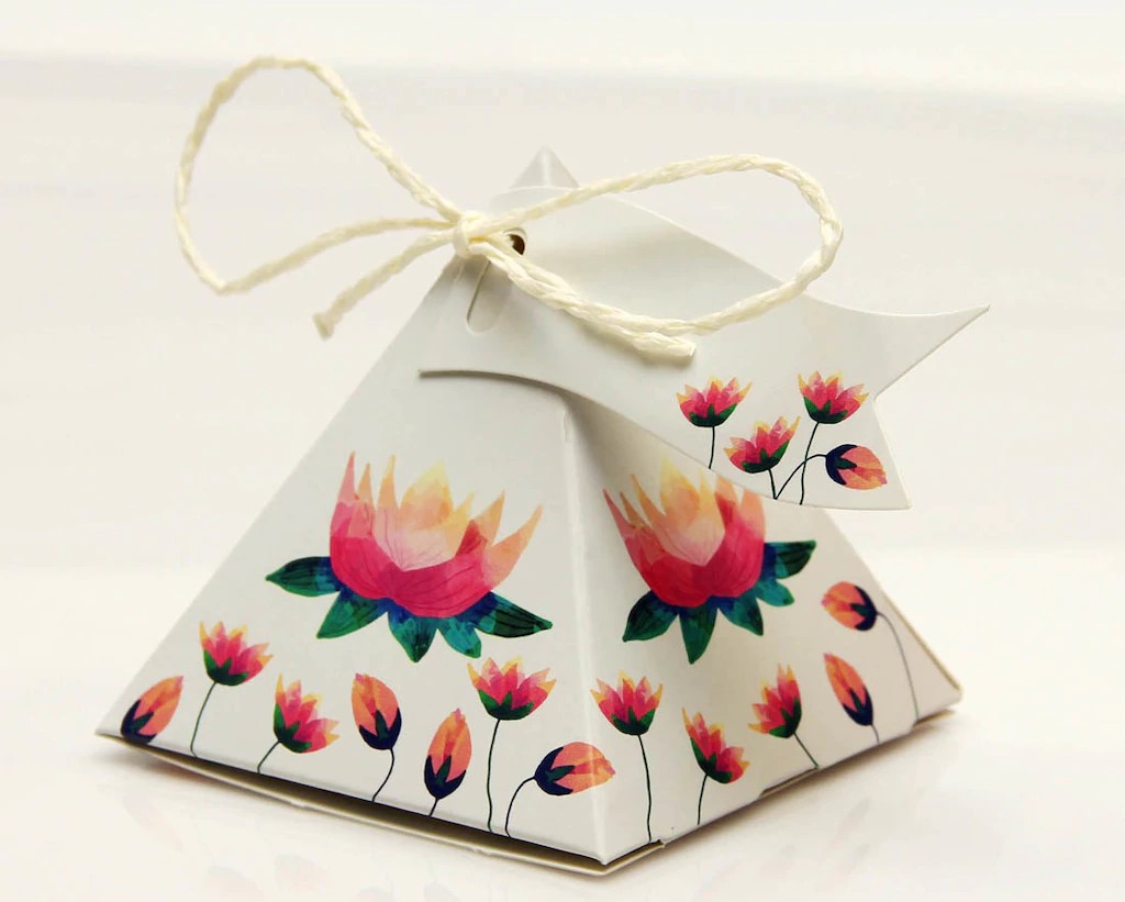 Piramit Şeker Kutusu - Lotus Çiçeği